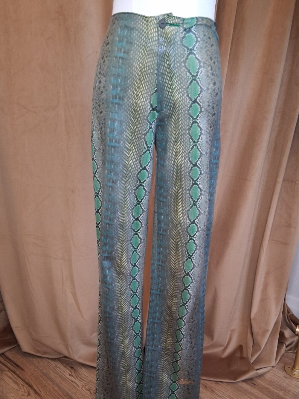 Tark 1 Paris - Vintage Green Snakesin Bell Bottoms Size 2